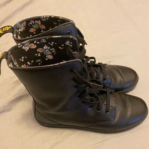 Dr.martens air wait